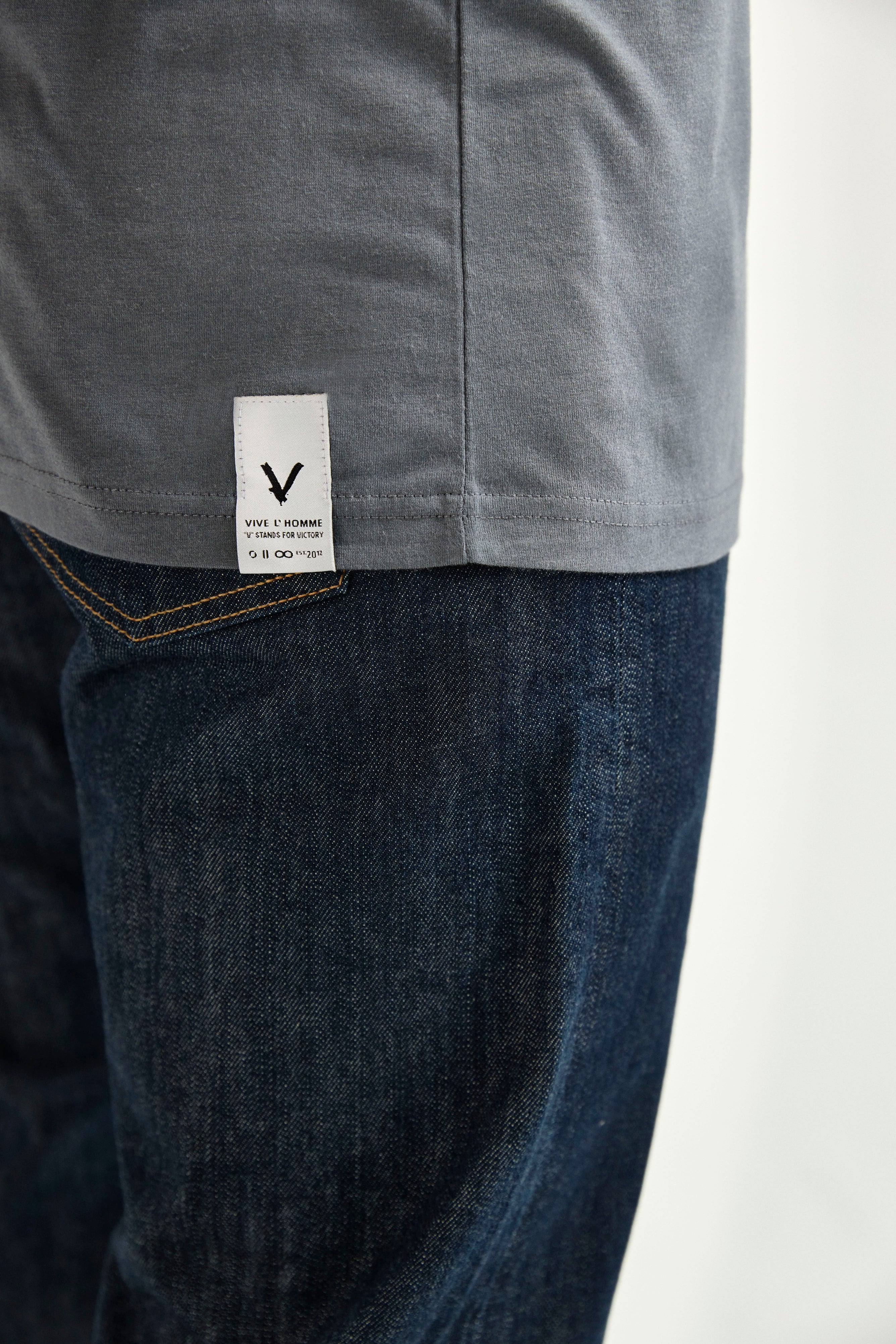 Shirt 002 - grey