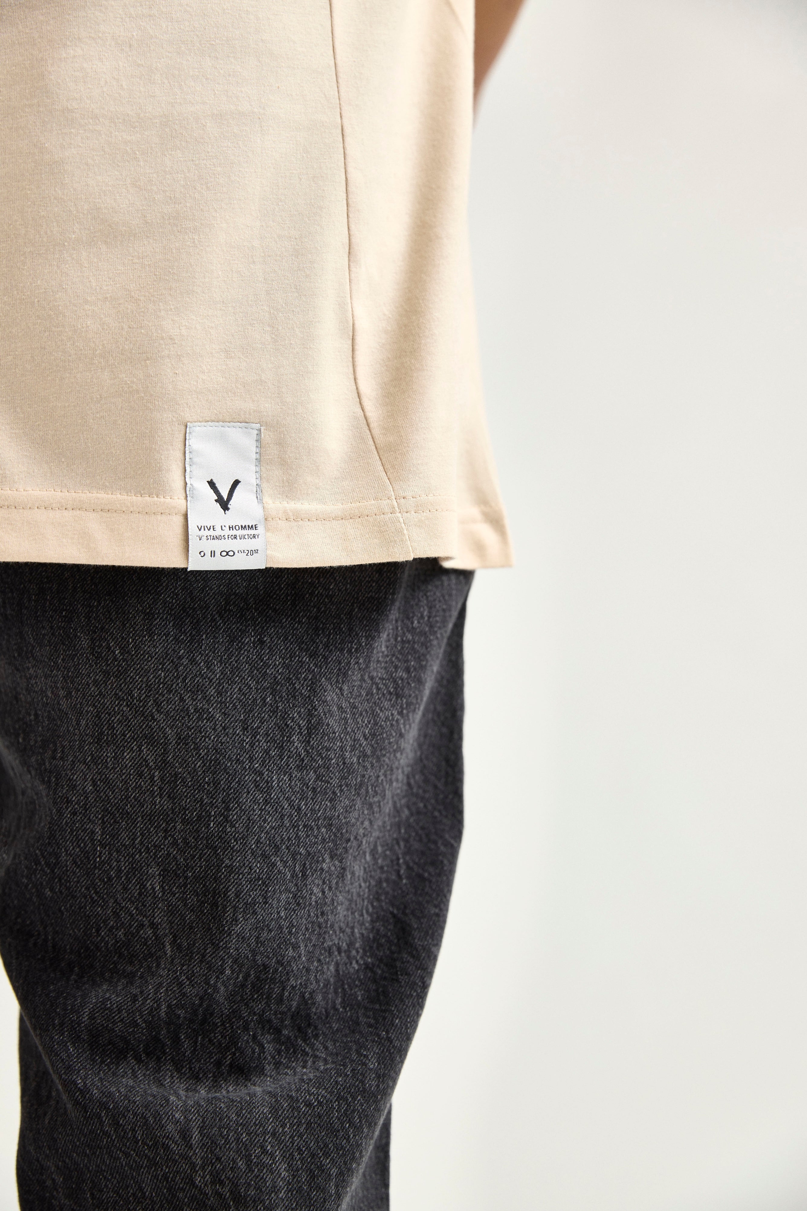Shirt 011 - sand