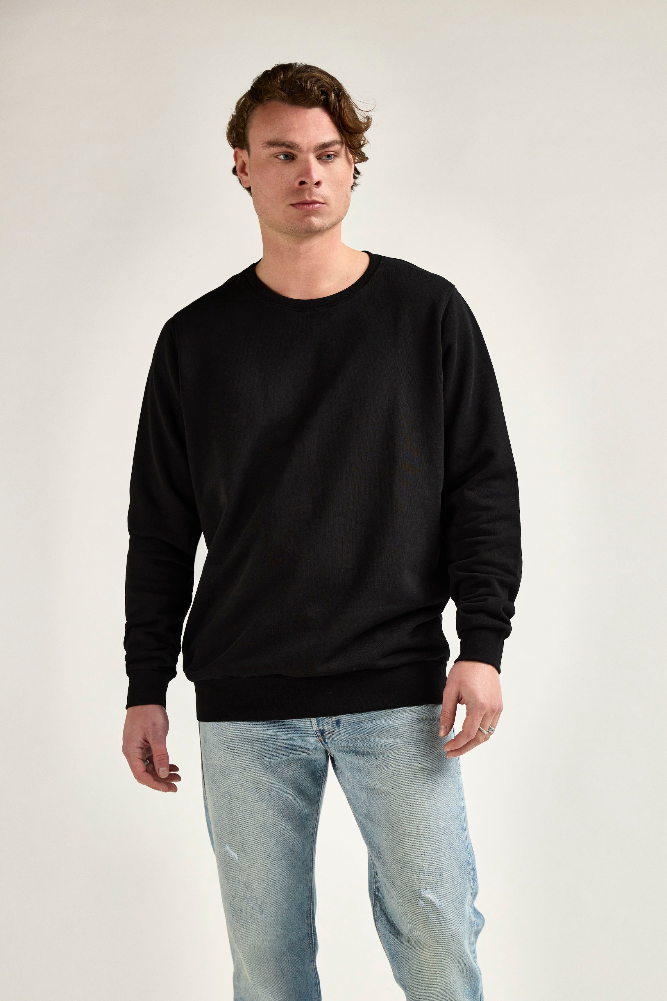 Crew Neck V1 - black