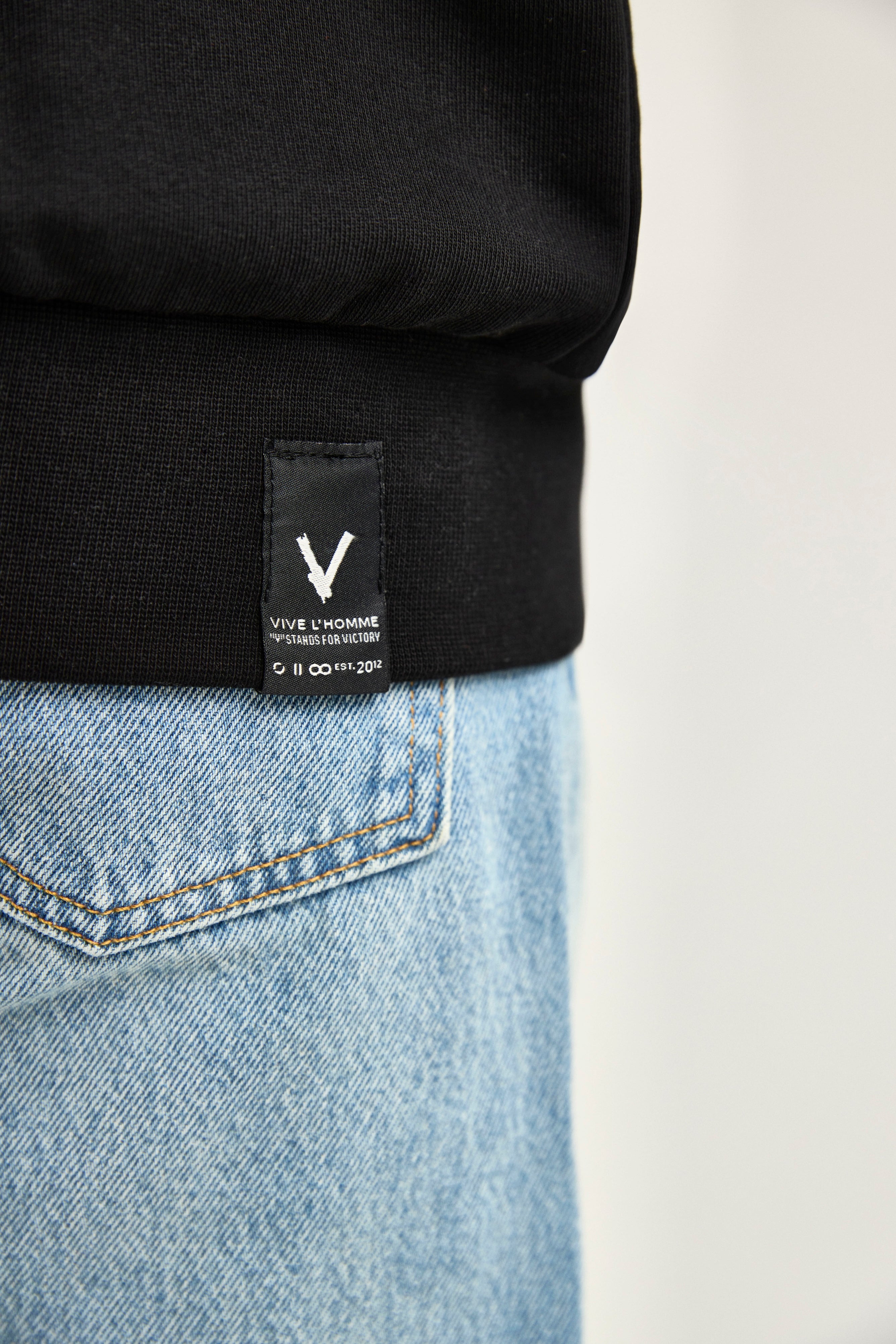 Crew Neck V1 - black