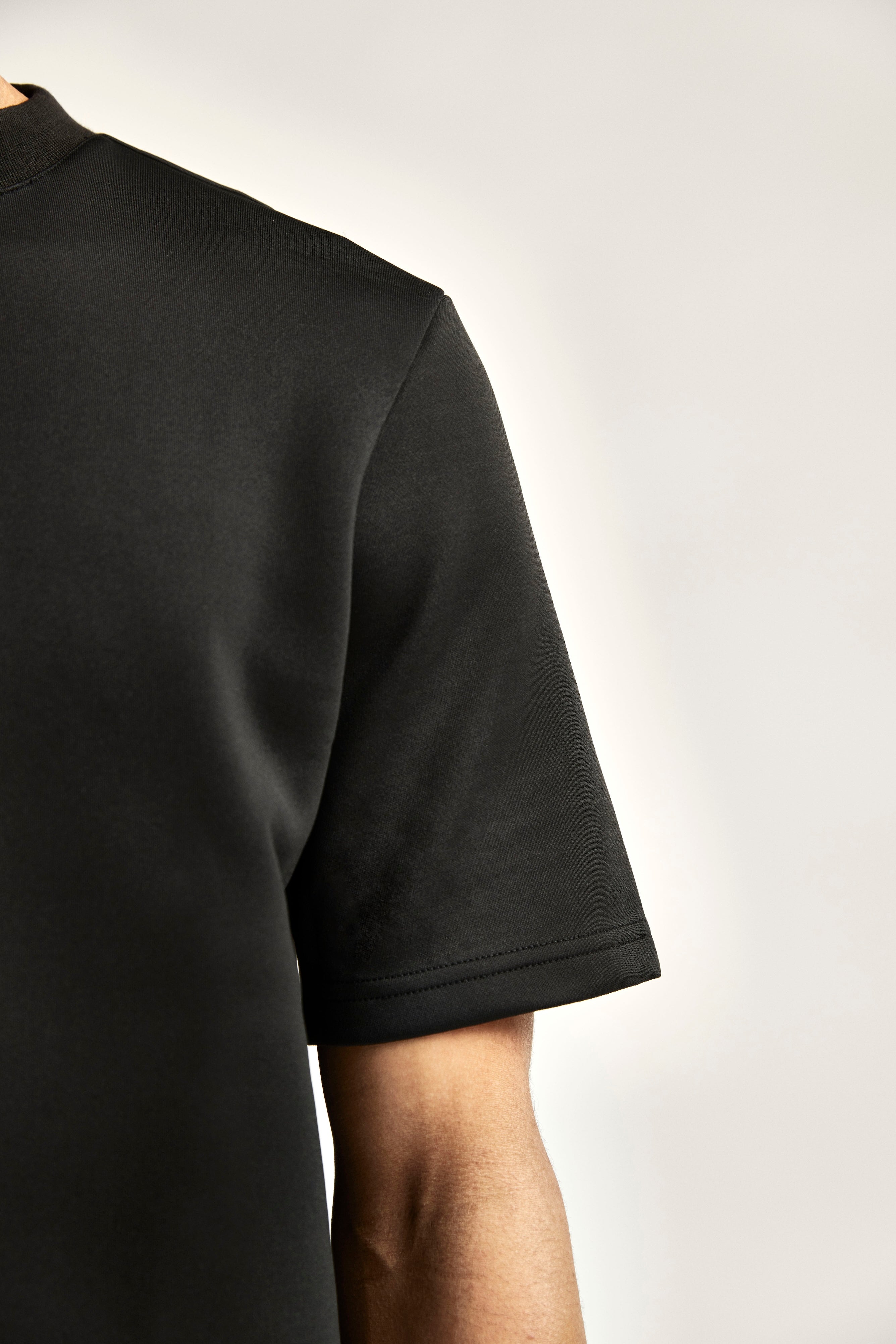 Scuba - black